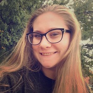 Meet your Posher, Kari